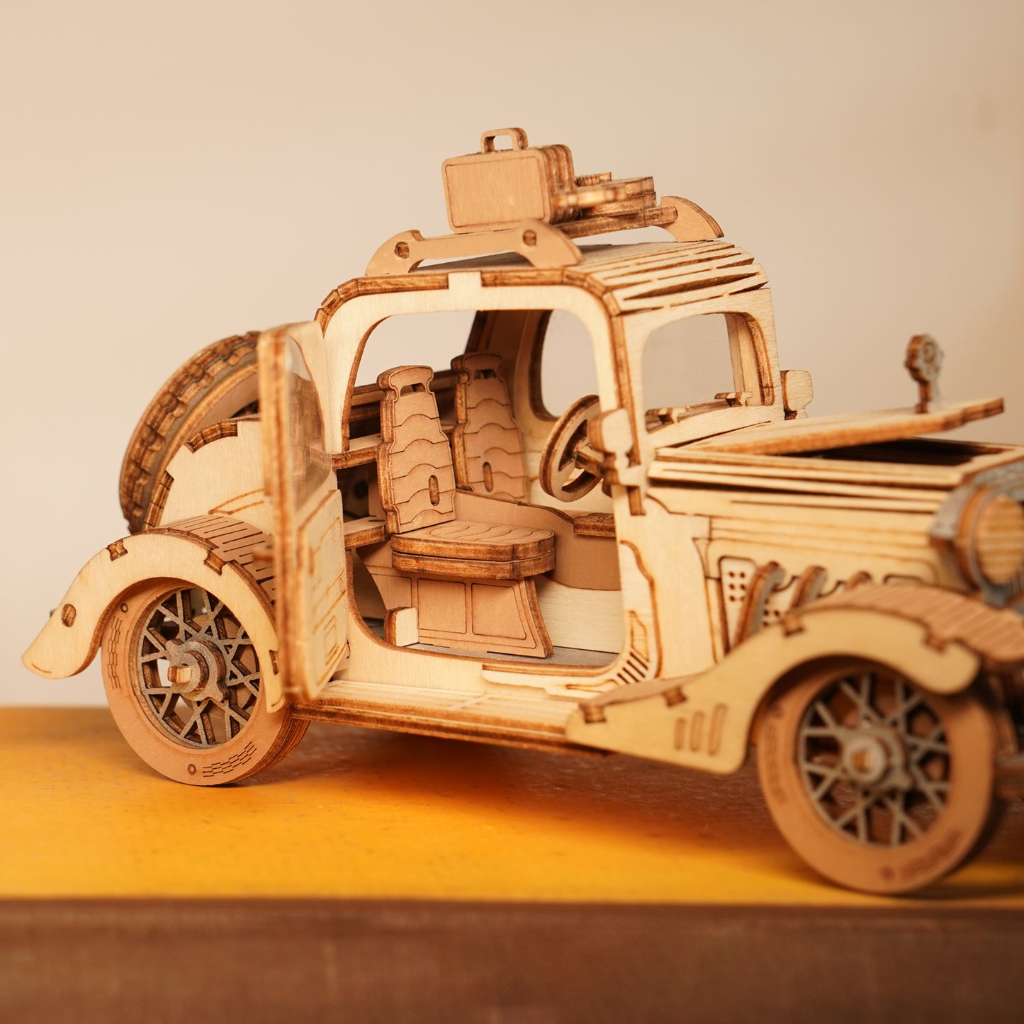 Vintage Plywood Car Kit — Natural Wood 164‑Piece Hobby Model