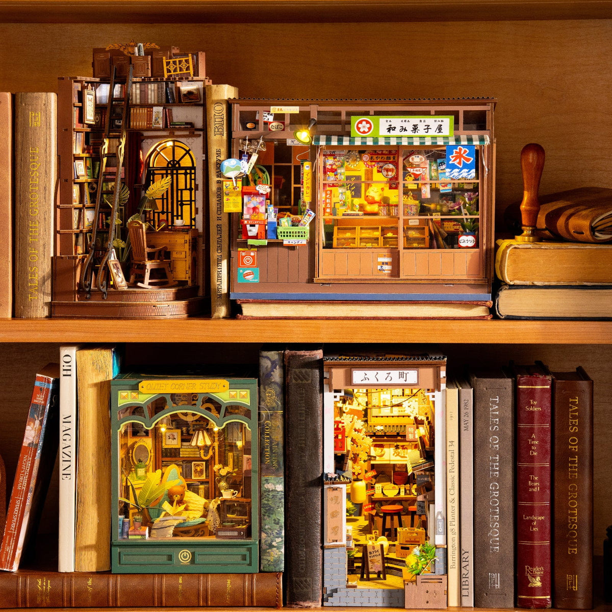 Wooden-Town Nostalgic Corner Shop 3D wooden book nook kit – image 8 of 8