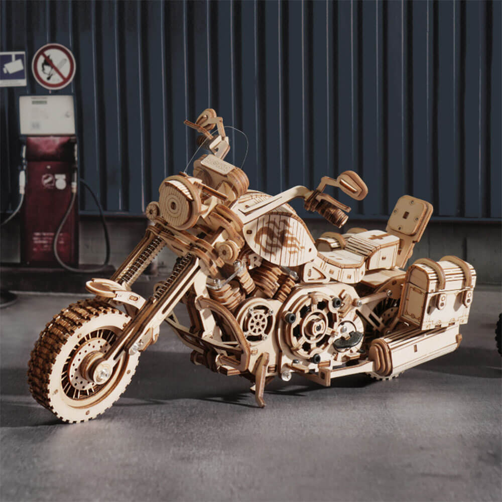 Cruiser Motorcycle Wooden Model Kit — Natural Wood, Wind-Up Engine – view 5