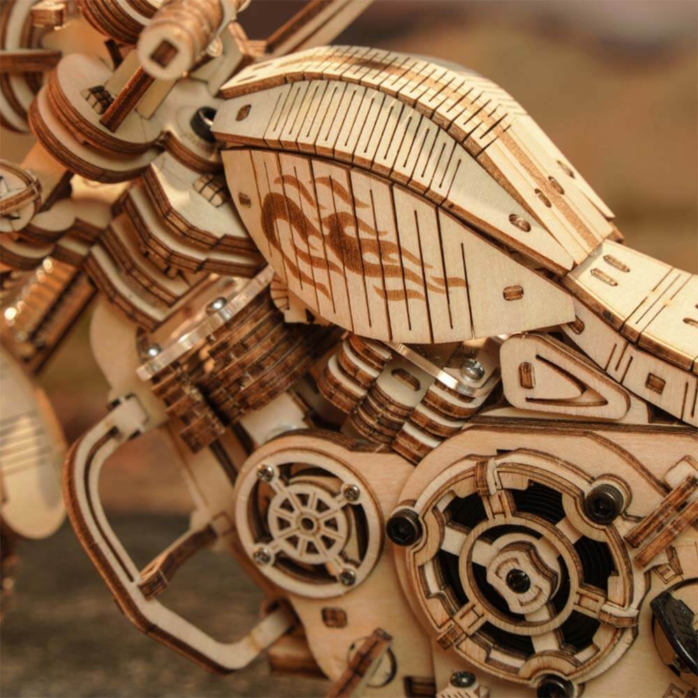 Cruiser Motorcycle Wooden Model Kit — Natural Wood, Wind-Up Engine – view 9