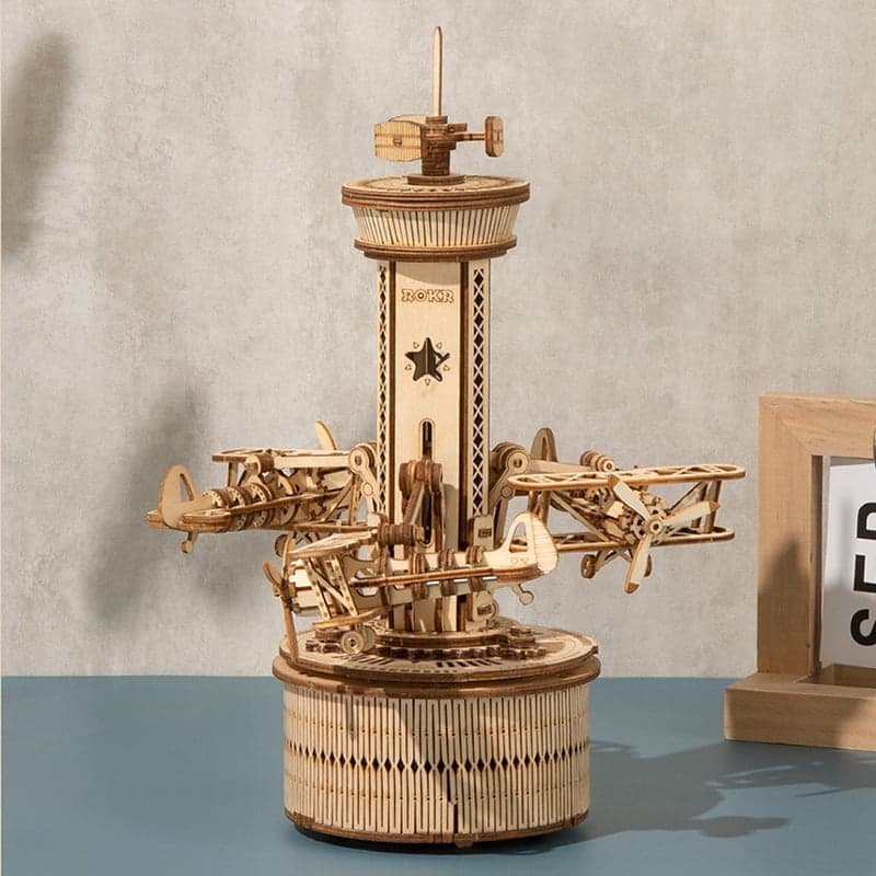 Air-Control Tower Music Box – view 6