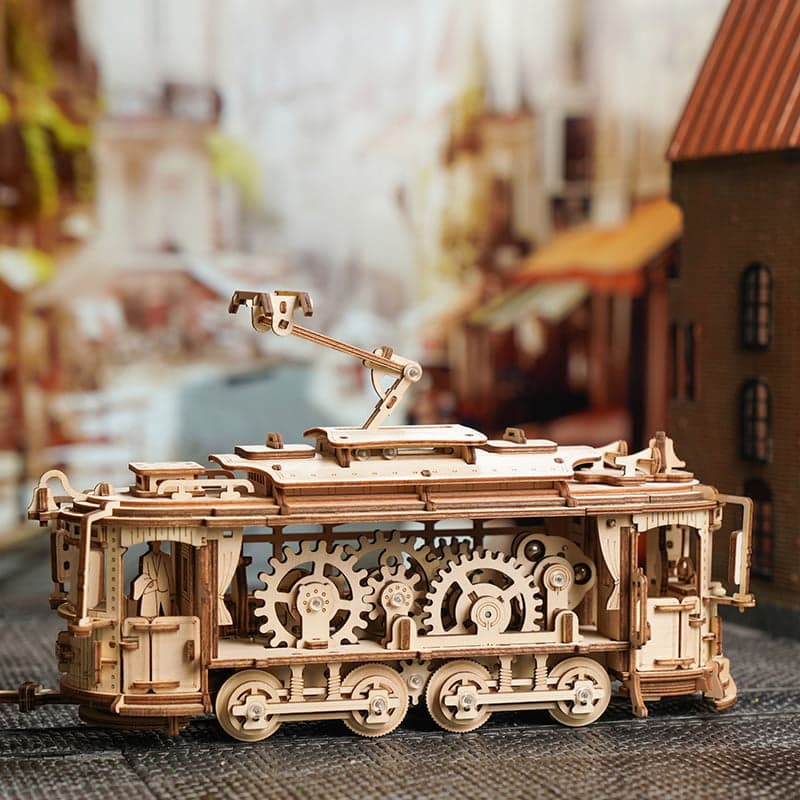 Classic City Tram Model – 1:24 Scale Wooden Mechanical Puzzle