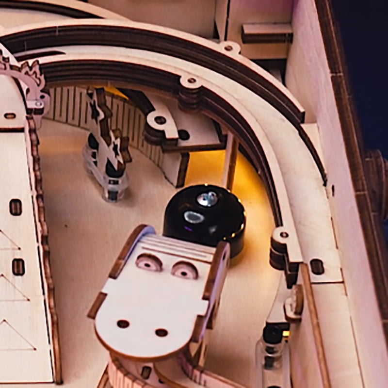 Natural Wood 3D Pinball Model — Laser-Cut Wood Tabletop Kit (482 pcs)