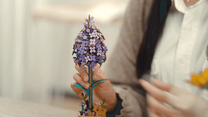 Lilac Wooden Flower Craft Kit – Beautiful DIY Decoration