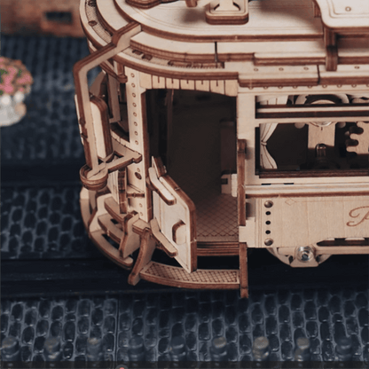 Classic City Tram Model – 1:24 Scale Wooden Mechanical Puzzle