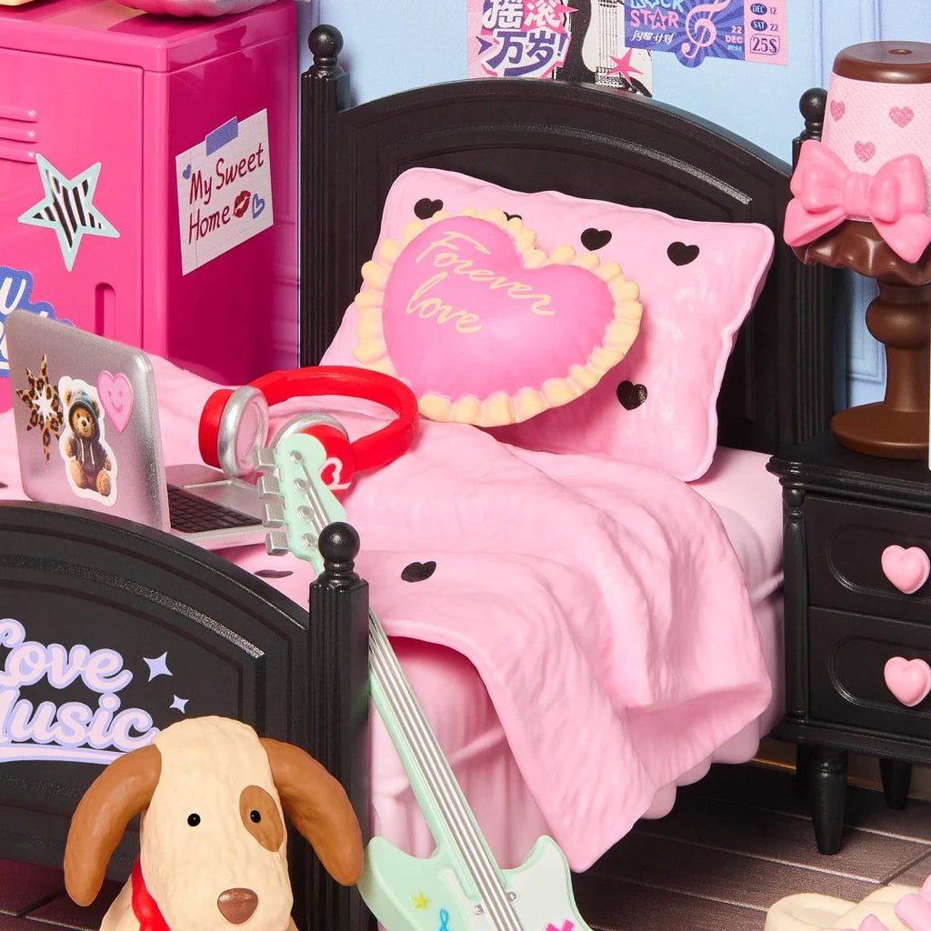 Wooden-Town Bedroom Pop Miniature Room Kit – bed with heart pillow, headphones, guitar and beagle