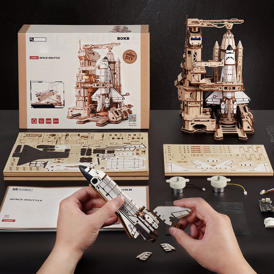 3D Wooden Space Shuttle Puzzle with LED Effects – Interactive Model – view 8