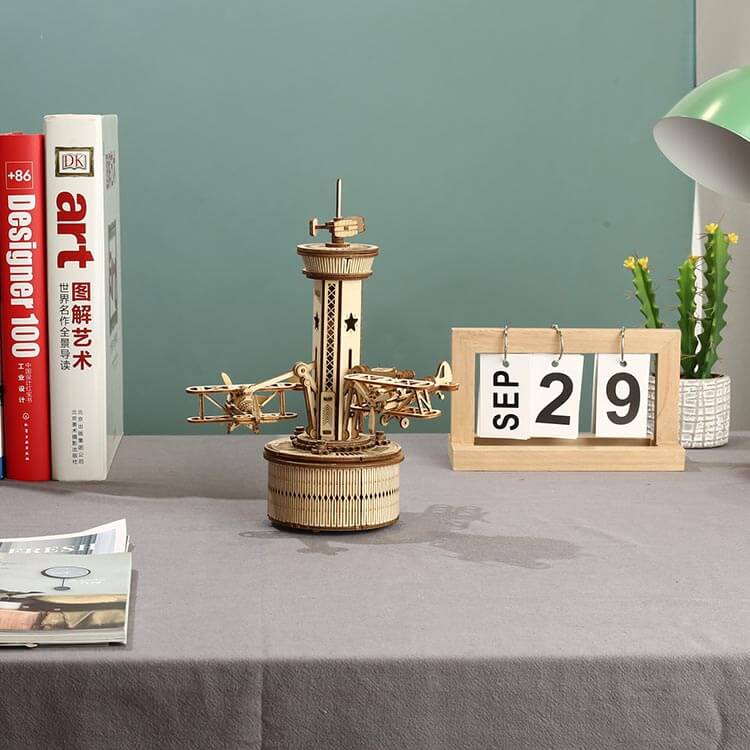 Air-Control Tower Music Box – view 21