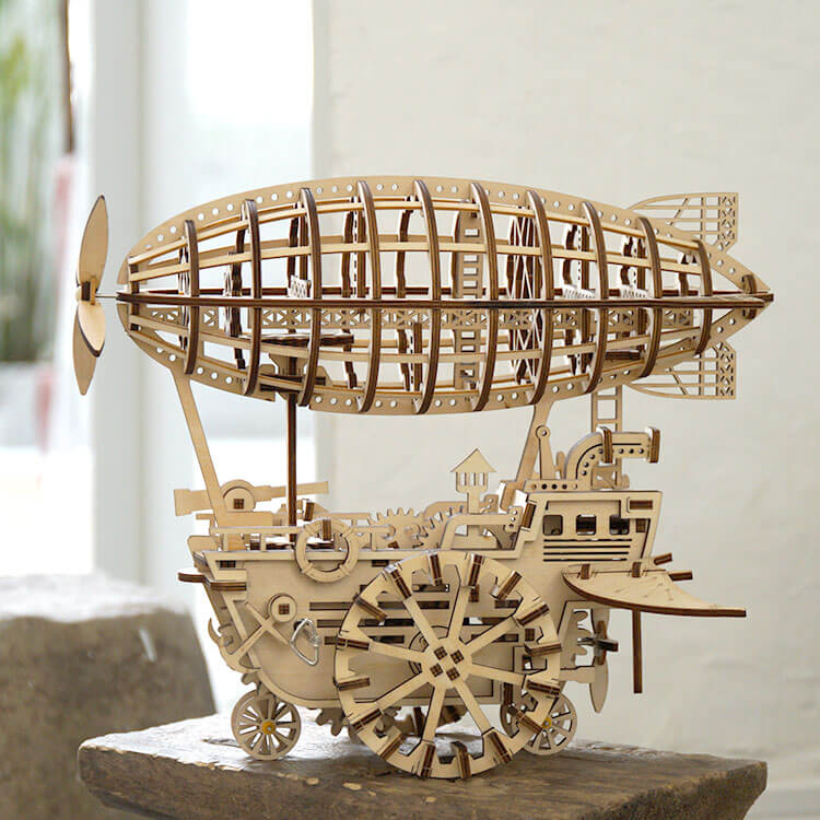 Mechanics Airship Plywood Model Kit — Brown Wooden 3D Airship (229 pcs)