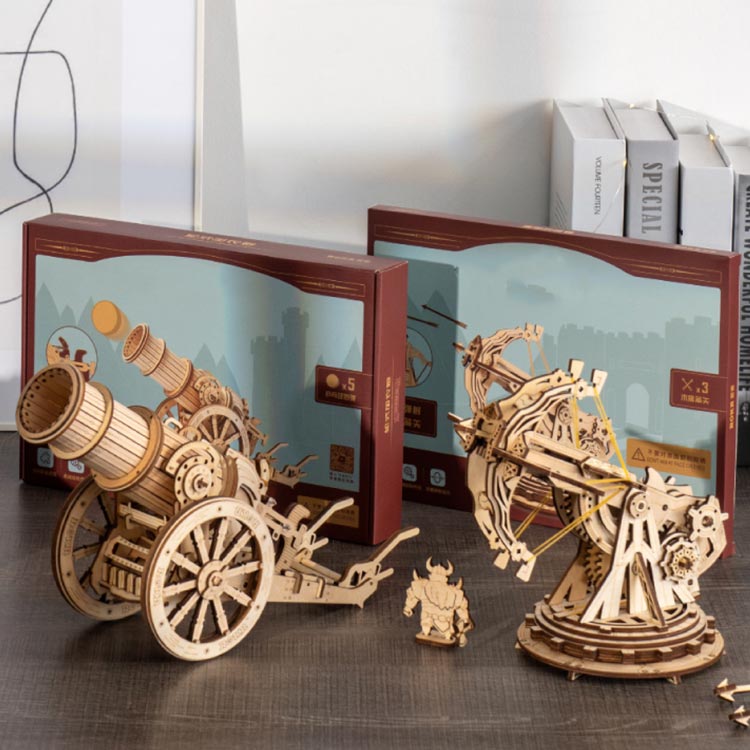Wheeled Siege Artillery — Plywood Model Kit (Natural Wood, 158 pcs) – view 3