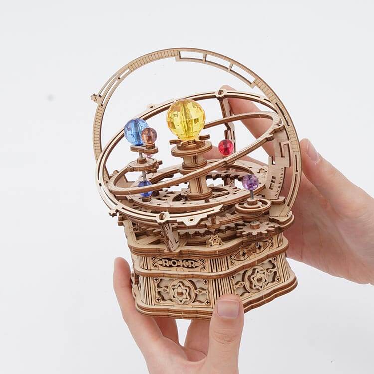 Starry Sky Orrery Music Box — Natural Wood & Colorful Acrylic Planets – view 5