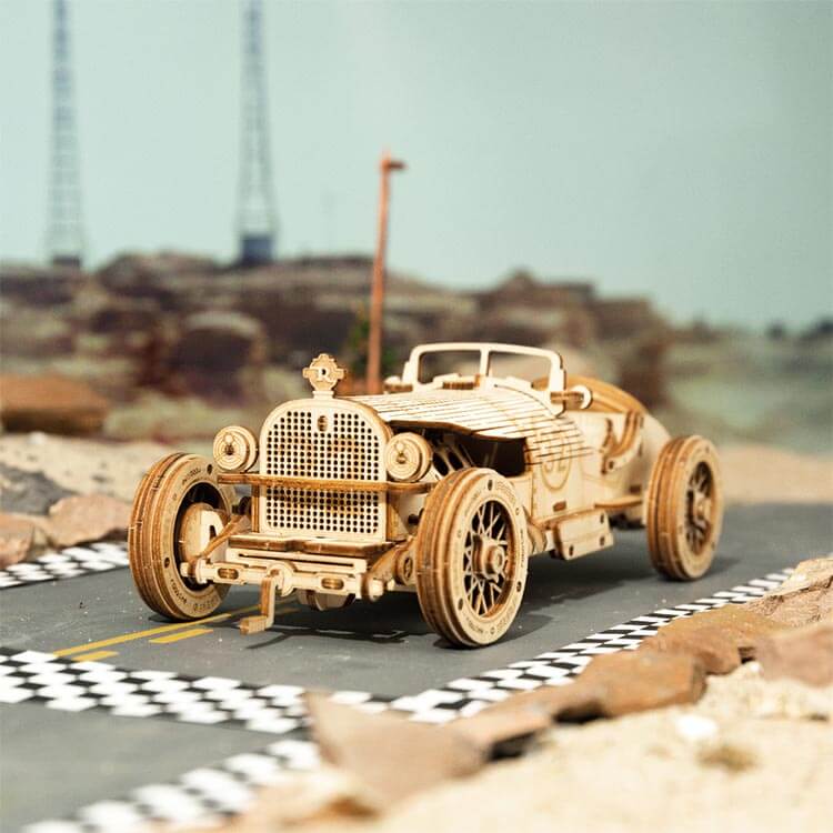 V8 Grand Prix Wooden Model Kit — Natural Plywood, 220 Pieces – view 4