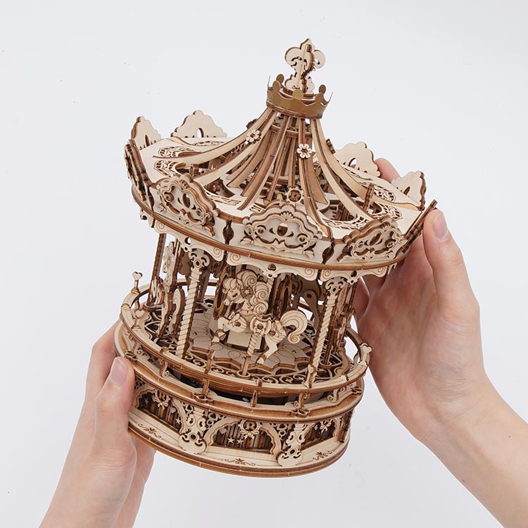Romantic Carousel — Light Wood Mechanical Music Box (Plywood, Winding) – view 5