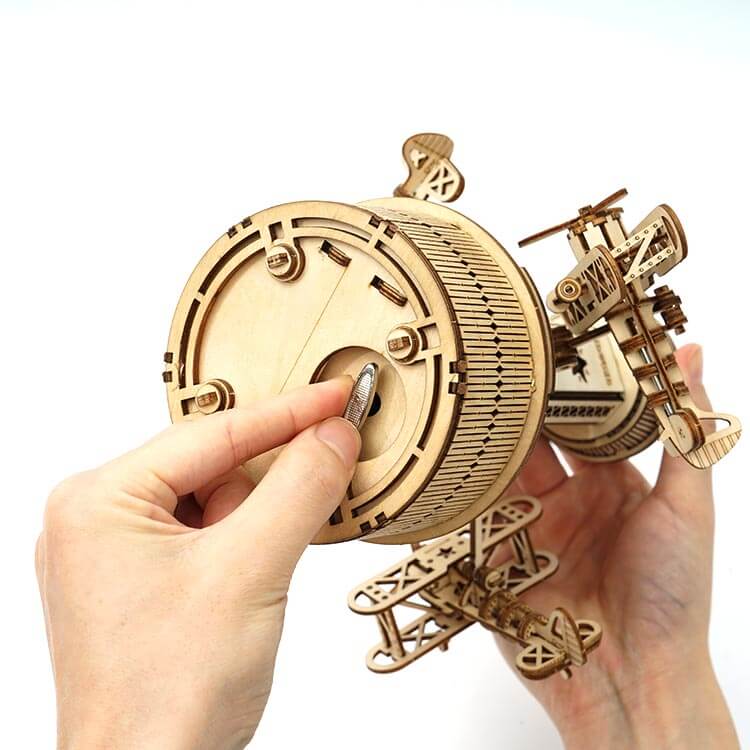 Air-Control Tower Music Box – view 17